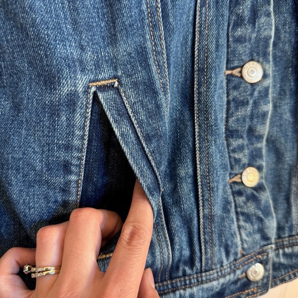 Old Navy Denim Jacket with Cream Sherpa Collar/ Interior 100% Cotton Size XS - Picture 3 of 13